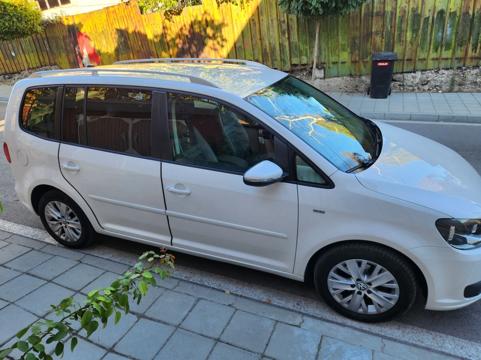 VW Touran Life , снимка 5 - Автомобили и джипове - 56455788