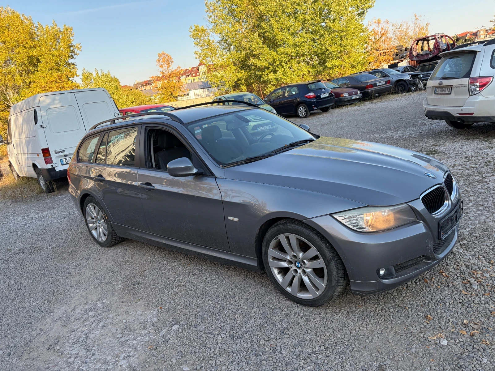BMW 320, снимка 3 - Автомобили и джипове - 56537642