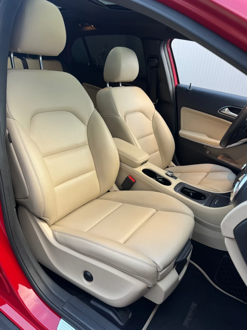 Mercedes-Benz GLA 250 AMG Pack 100хил км!!!, снимка 9 - Автомобили и джипове - 52216922