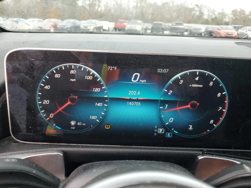 Mercedes-Benz GLB * 4MATIC* AMG* , снимка 10 - Автомобили и джипове - 52625249