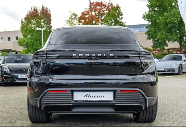 Porsche Macan 4  BOSE HeadUp Panorama - изображение 7