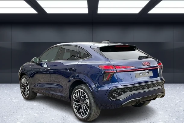 Audi Q3 Sportback TDI Quattro S-line = NEW = �������� | Mobile.bg � ����������� 2