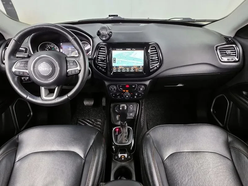 Jeep Compass 2Nd Generation 2.4 Limited Awd, снимка 7 - Автомобили и джипове - 55264238