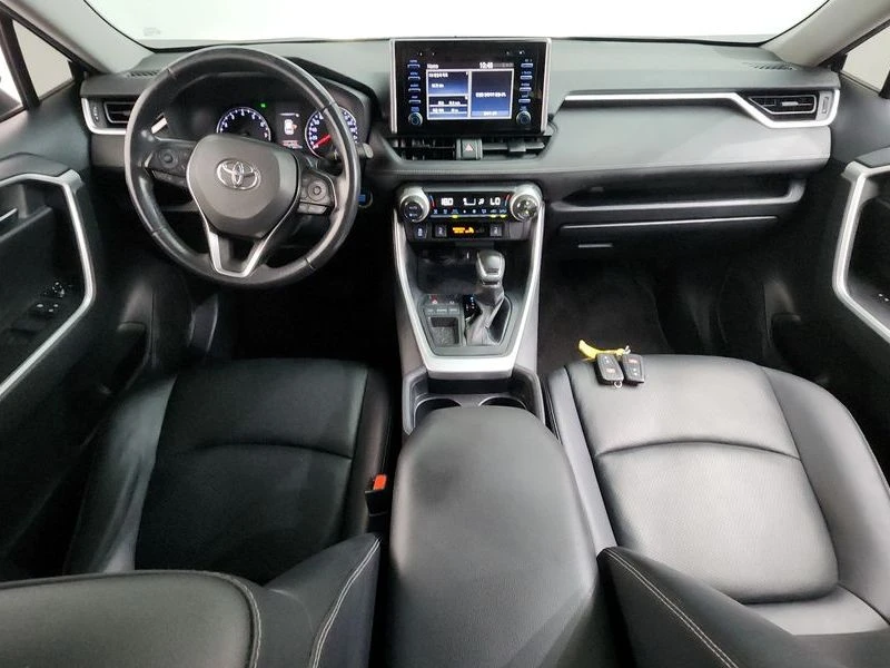Toyota Rav4 2WD* КОЖА* ОБДУХВ* ПАНО* , снимка 7 - Автомобили и джипове - 55629845