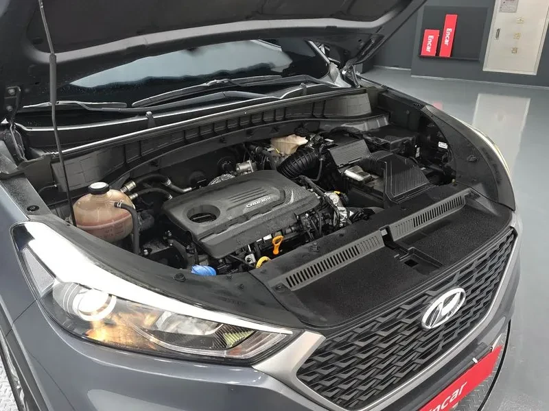 Hyundai Tucson 1.7 2WD PREMIUM, снимка 6 - Автомобили и джипове - 55747417