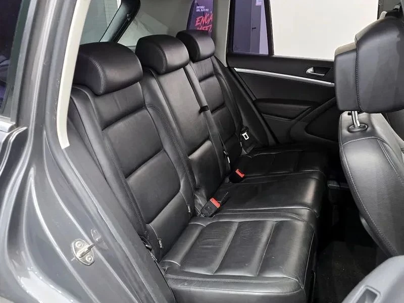 VW Tiguan, снимка 11 - Автомобили и джипове - 56688210