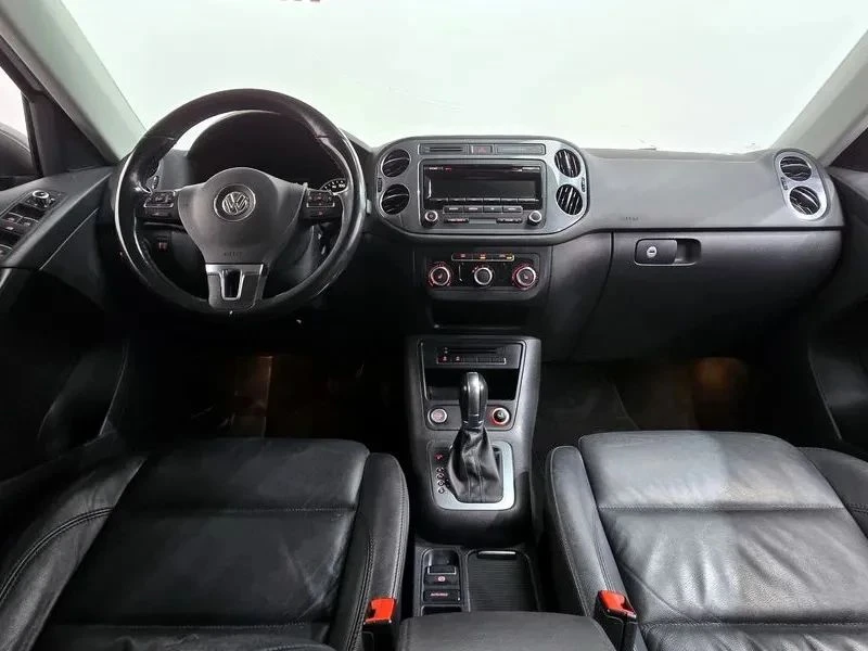 VW Tiguan, снимка 7 - Автомобили и джипове - 56688210