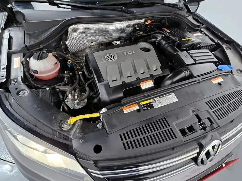 VW Tiguan, снимка 6 - Автомобили и джипове - 56688210