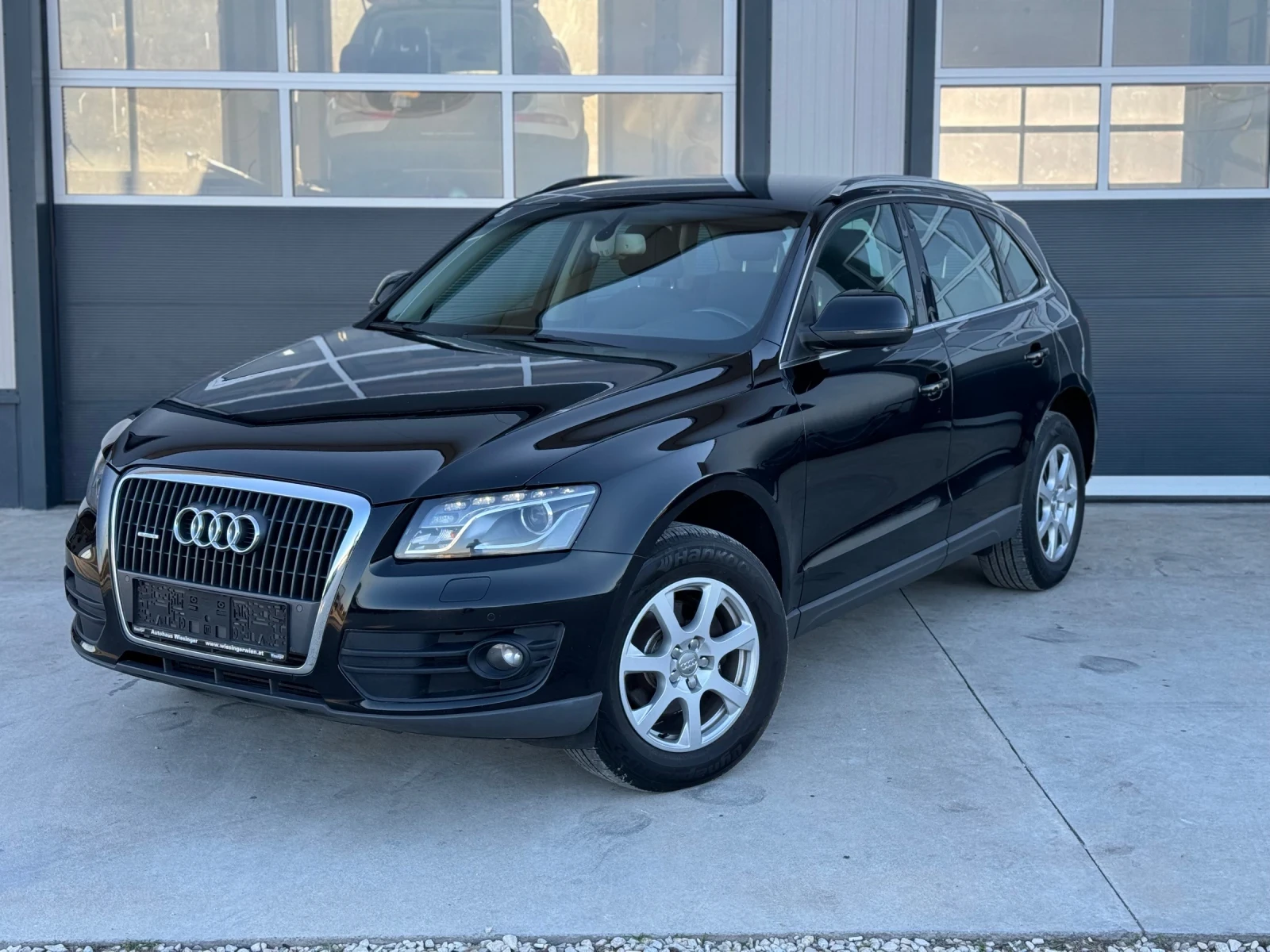 Audi Q5 2.0TDI quatrro - изображение 2