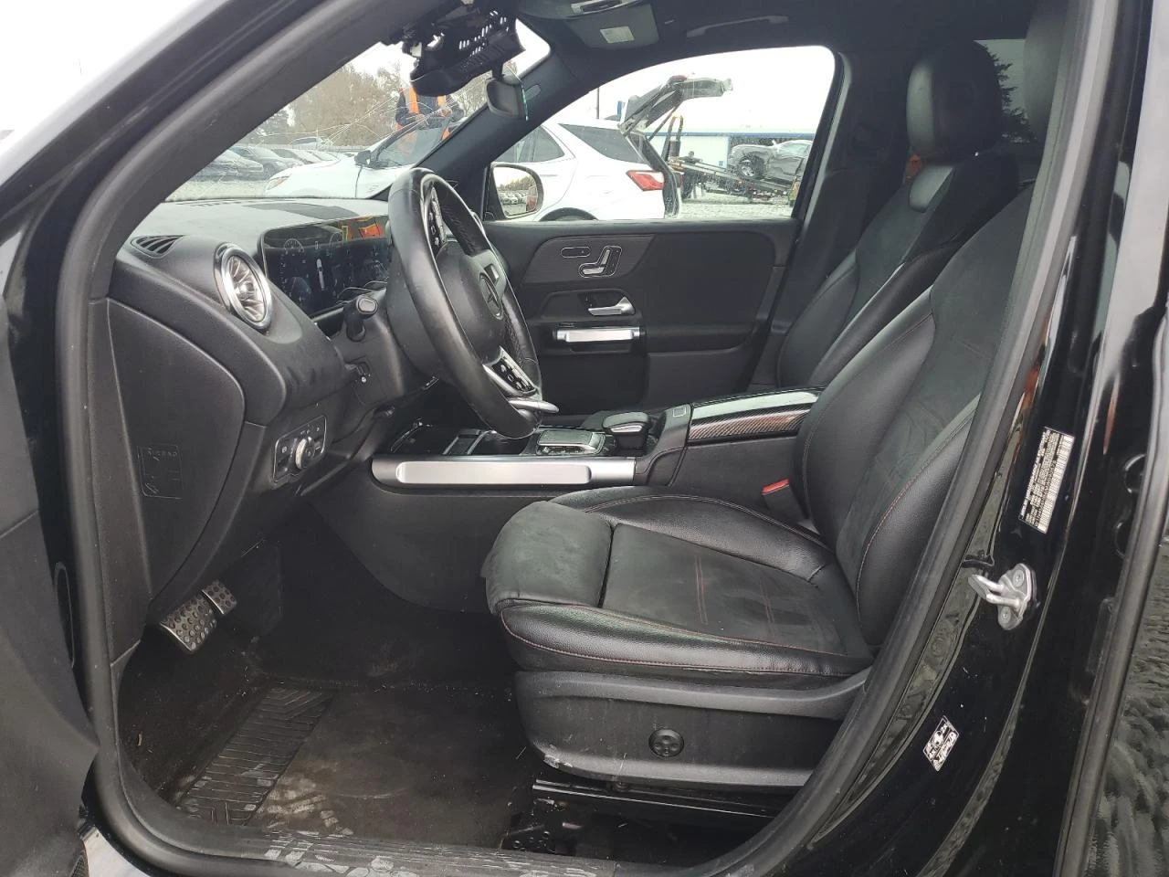 Mercedes-Benz GLB * 4MATIC* AMG*  - изображение 7