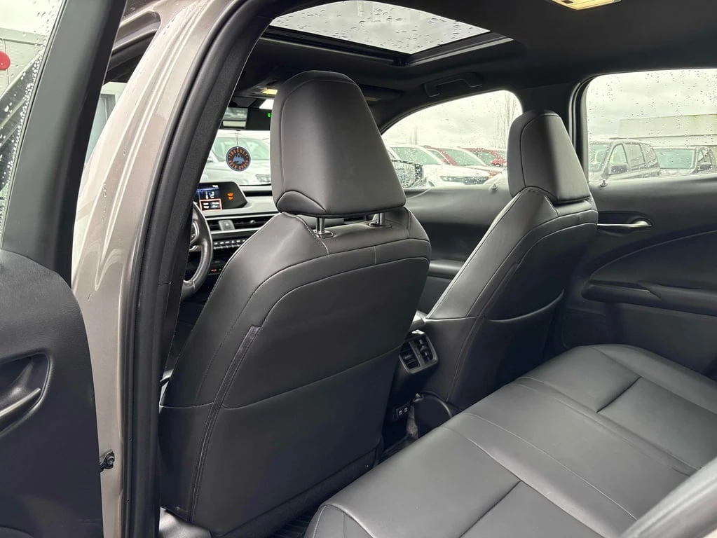 Lexus UX * 250h * CARFAX * ���� �� �� | Mobile.bg � ����������� 10