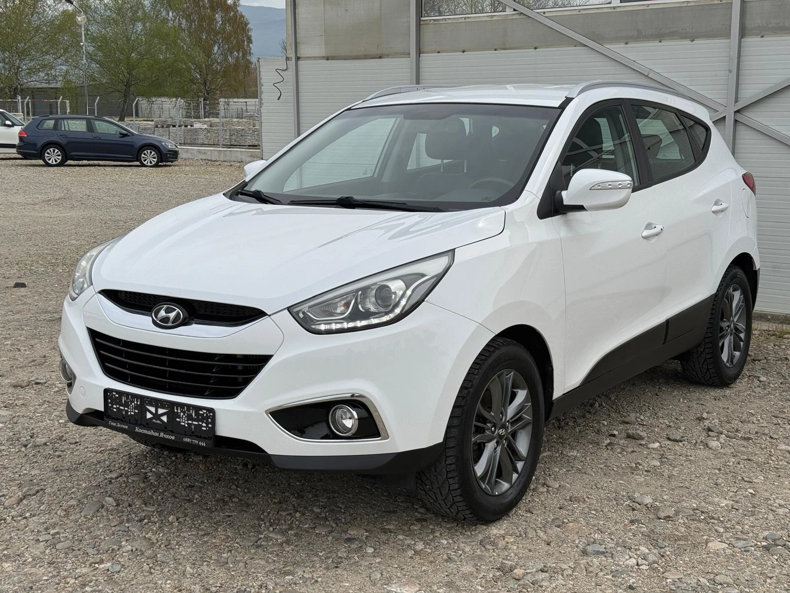 Hyundai IX35 1.7 CRDI Facelift/Navi/Kamera/Keyless/Лизинг, снимка 8 - Автомобили и джипове - 54216235