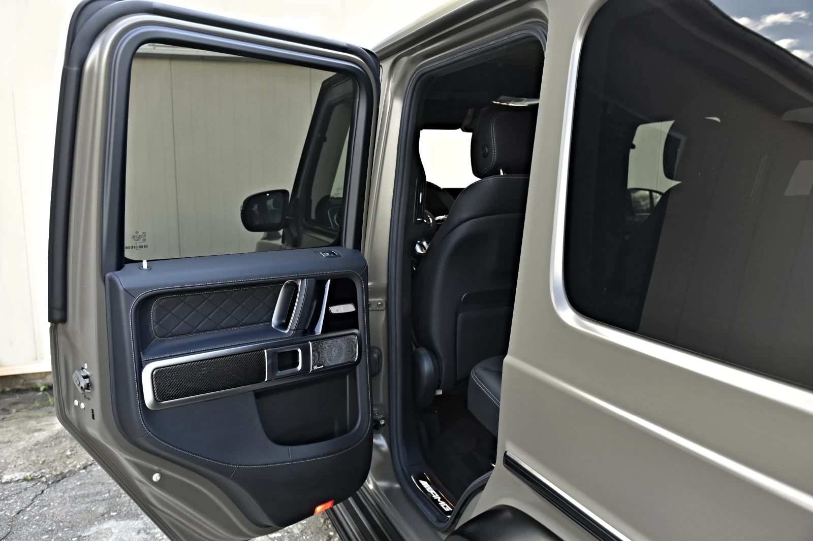 Mercedes-Benz G 63 AMG MANUFAKTUR* FACE-2025* DARK OLIVE GREEN MANGO* 22* | Mobile.bg � ����������� 17
