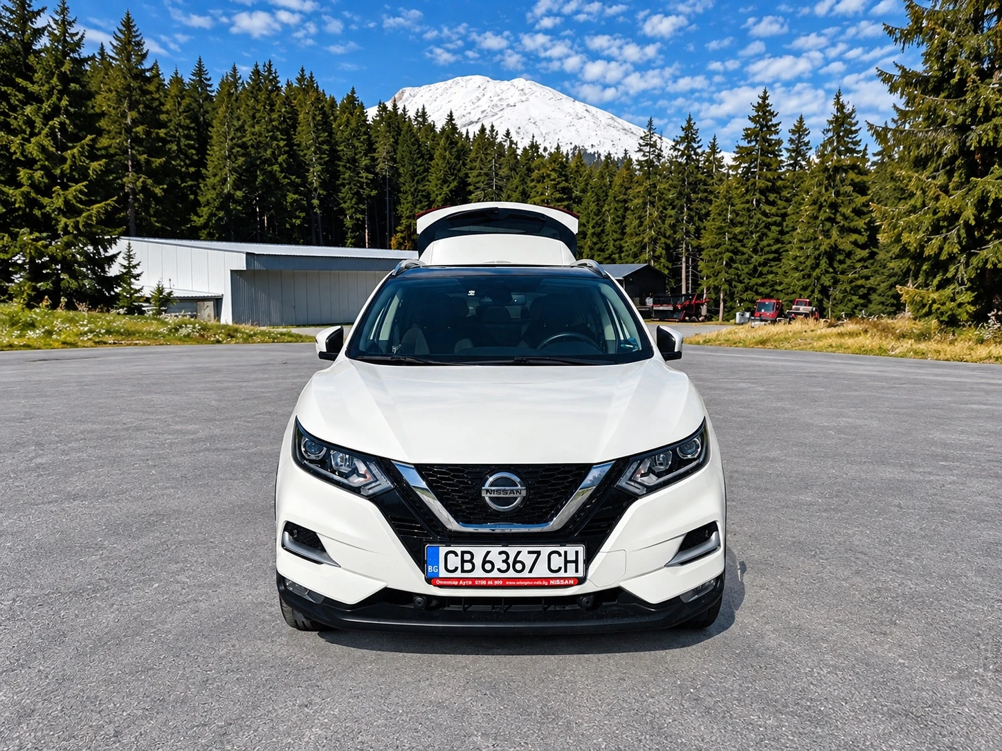 Nissan Qashqai 1.3 DIG-T N-Connecta | 360  | Сервизна история