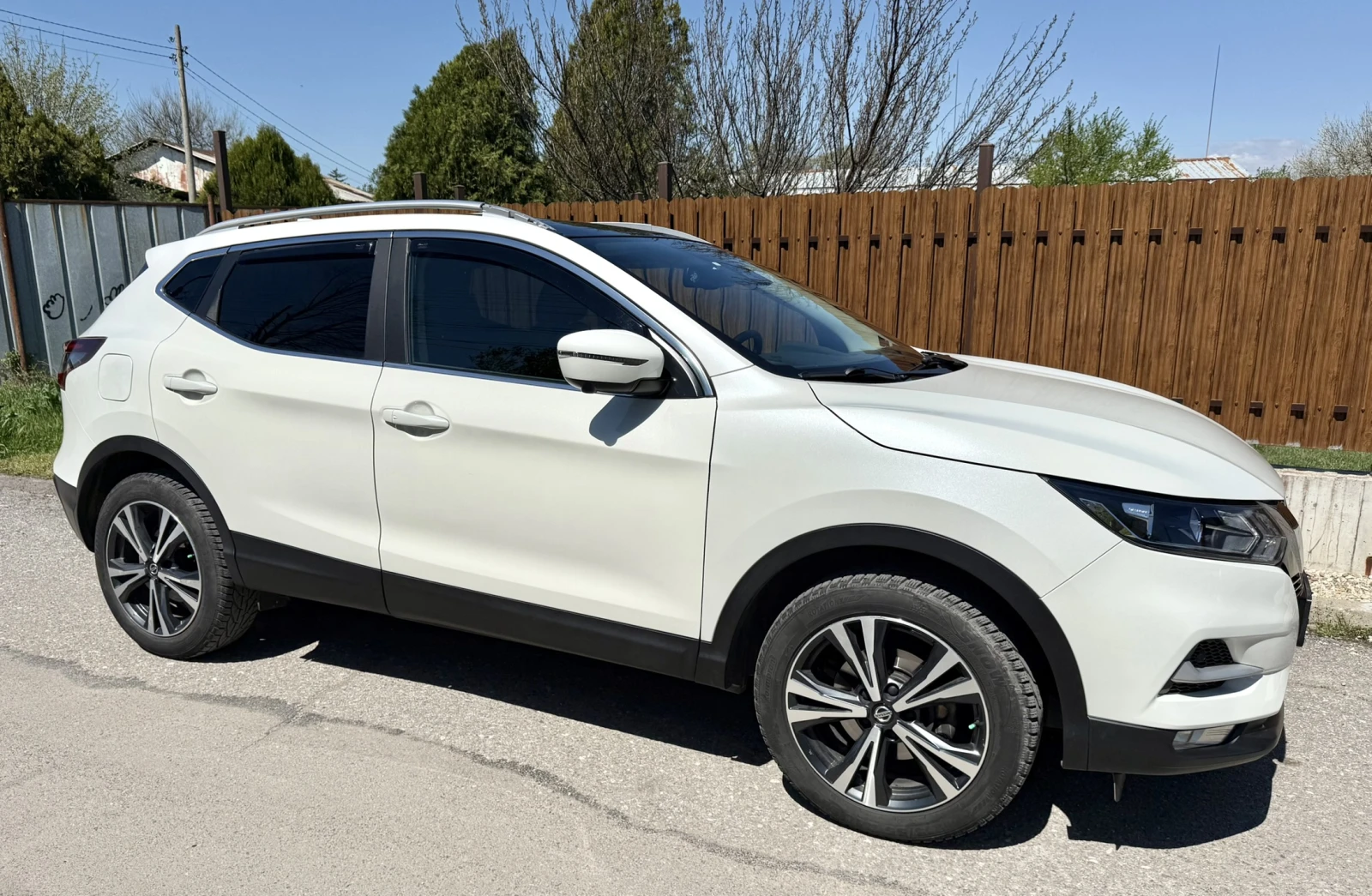 Nissan Qashqai 1.3 DIG-T ����������� �� 06. 2026� | Mobile.bg � ����������� 3