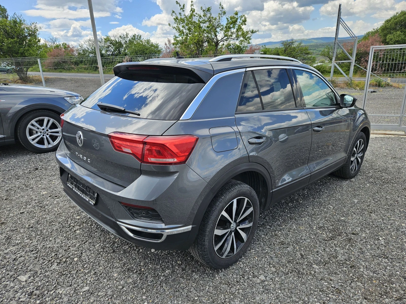 VW T-Roc 1.6TDI EURO6, снимка 5 - Автомобили и джипове - 54388962