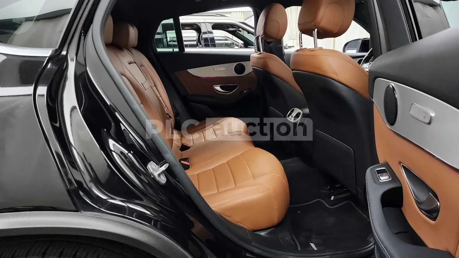 Mercedes-Benz GLC 220 d 4MATIC| КАМЕРА| HEAD UP| PANO| ВКЛ.ТЕХНОТЕСТ, снимка 9 - Автомобили и джипове - 54607917