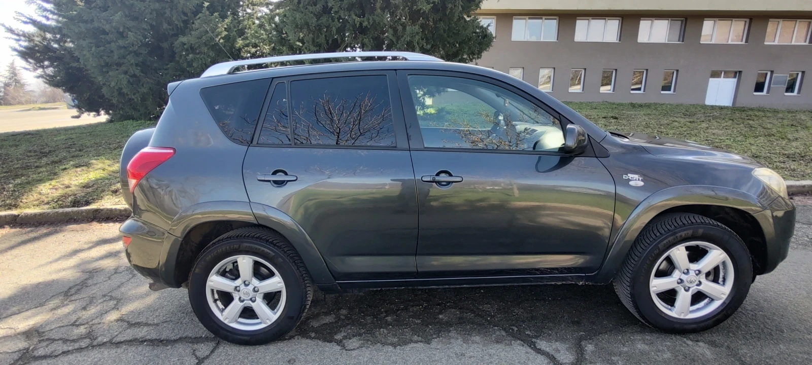Toyota Rav4 D-KAT, снимка 4 - Автомобили и джипове - 54787660