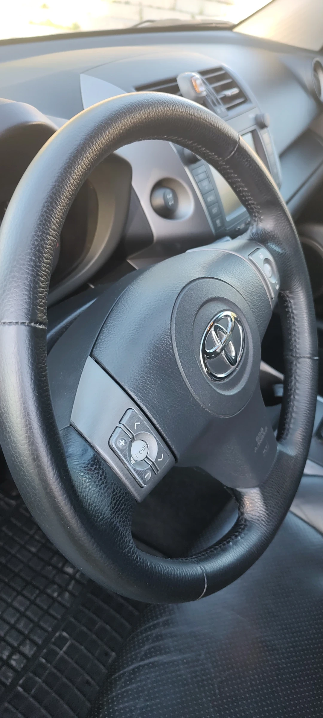 Toyota Rav4 D-KAT, снимка 14 - Автомобили и джипове - 54787660