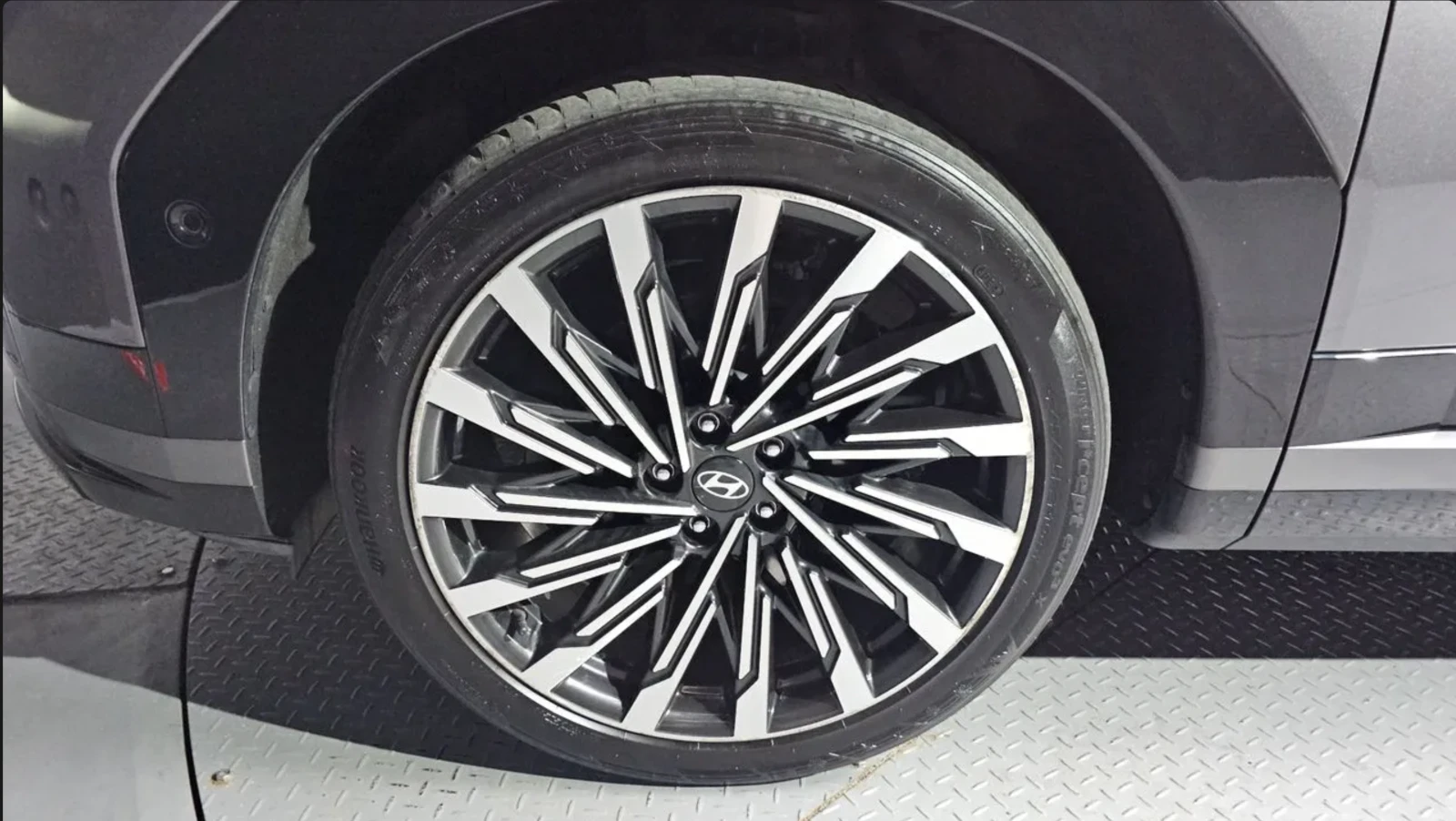 Hyundai Santa fe CALIGRAPHY / ОБДУХ / 360 КАМЕРИ / HUD , снимка 5 - Автомобили и джипове - 54884402