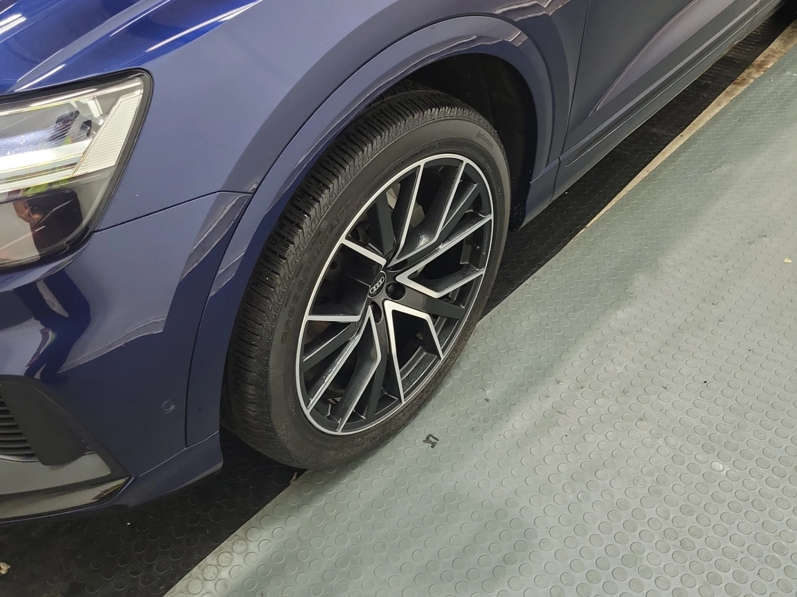 Audi Q8 Progressive* ОБДУХВАНЕ * ПАНОРАМА * , снимка 7 - Автомобили и джипове - 55308035