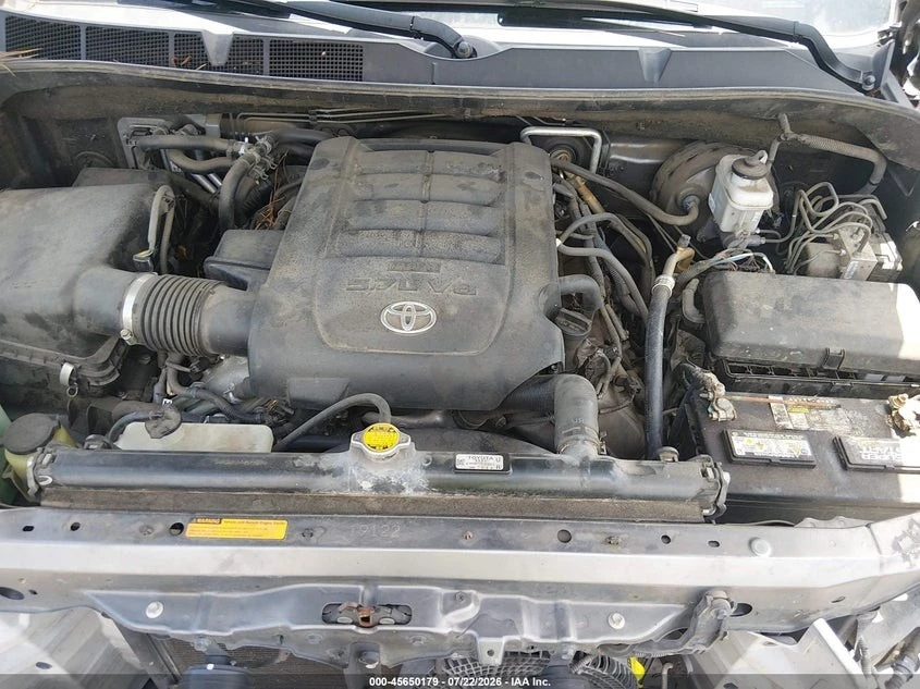Toyota Sequoia * PLATINUM* 5.7L* V8* ПАНО* KEYLESS* Camera* ПОДГР, снимка 8 - Автомобили и джипове - 55654682