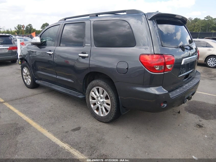 Toyota Sequoia * PLATINUM* 5.7L* V8* ПАНО* KEYLESS* Camera* ПОДГР, снимка 3 - Автомобили и джипове - 55654682