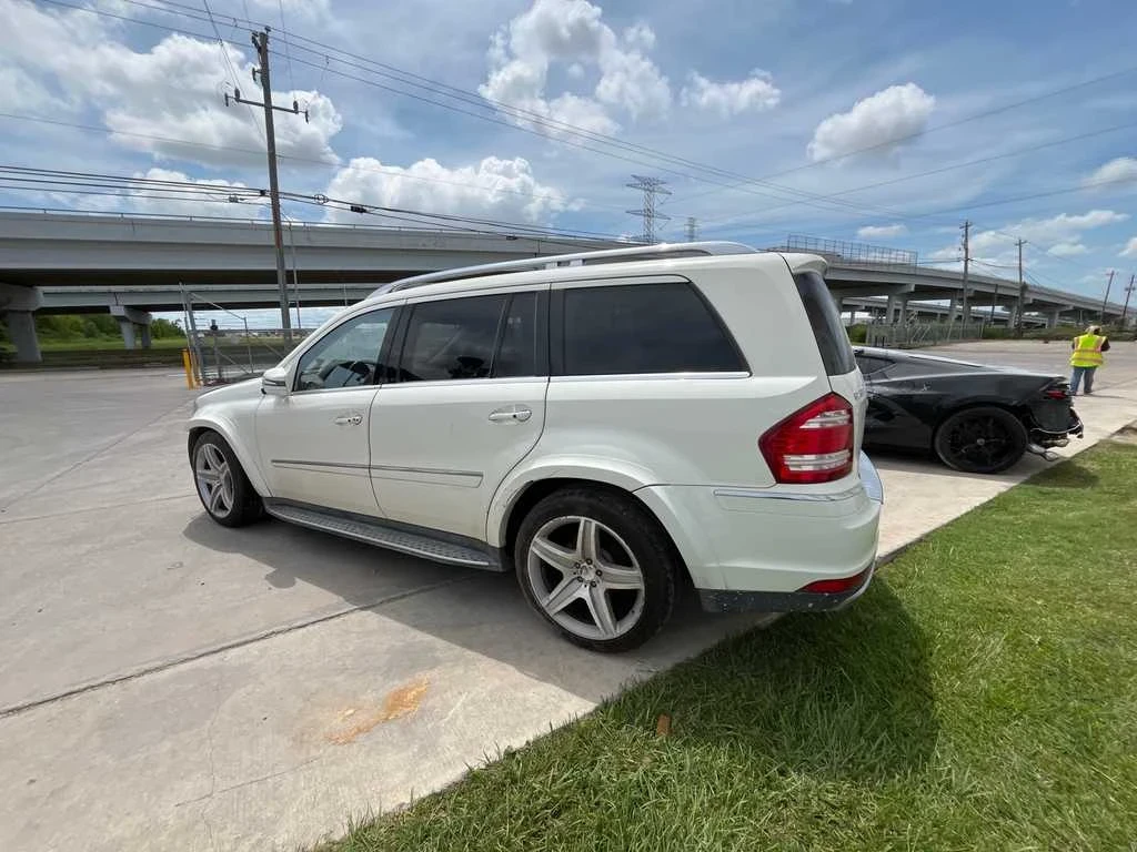 Mercedes-Benz GL 500 Grand Edition, снимка 4 - Автомобили и джипове - 56535211