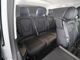 Mercedes-Benz V 250 d Long 4Matic = AMG Line = Night Package  | Mobile.bg    14