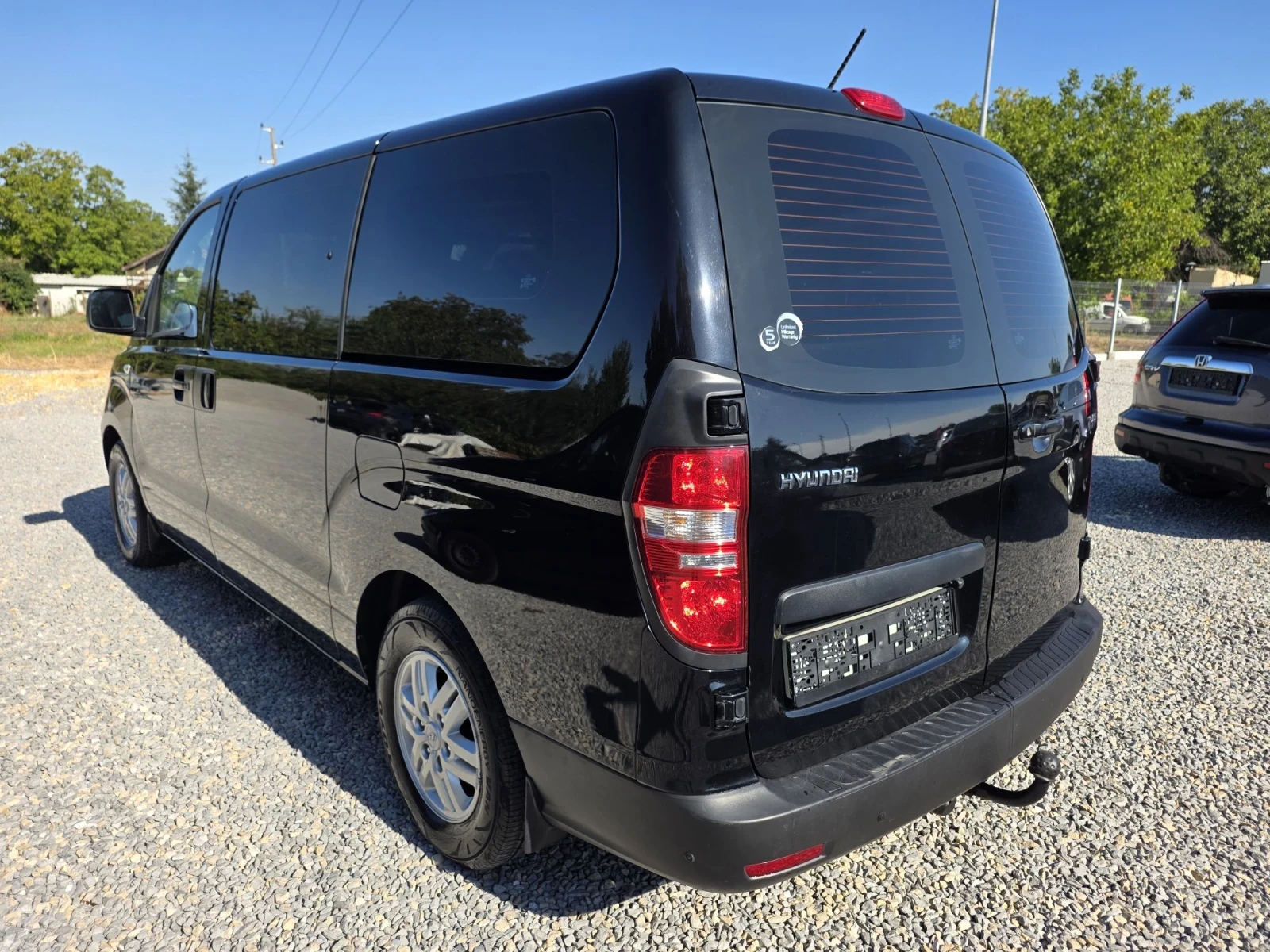 Hyundai H1 2.5d 136h.p. 5+ 1 места, снимка 5 - Бусове и автобуси - 54265460