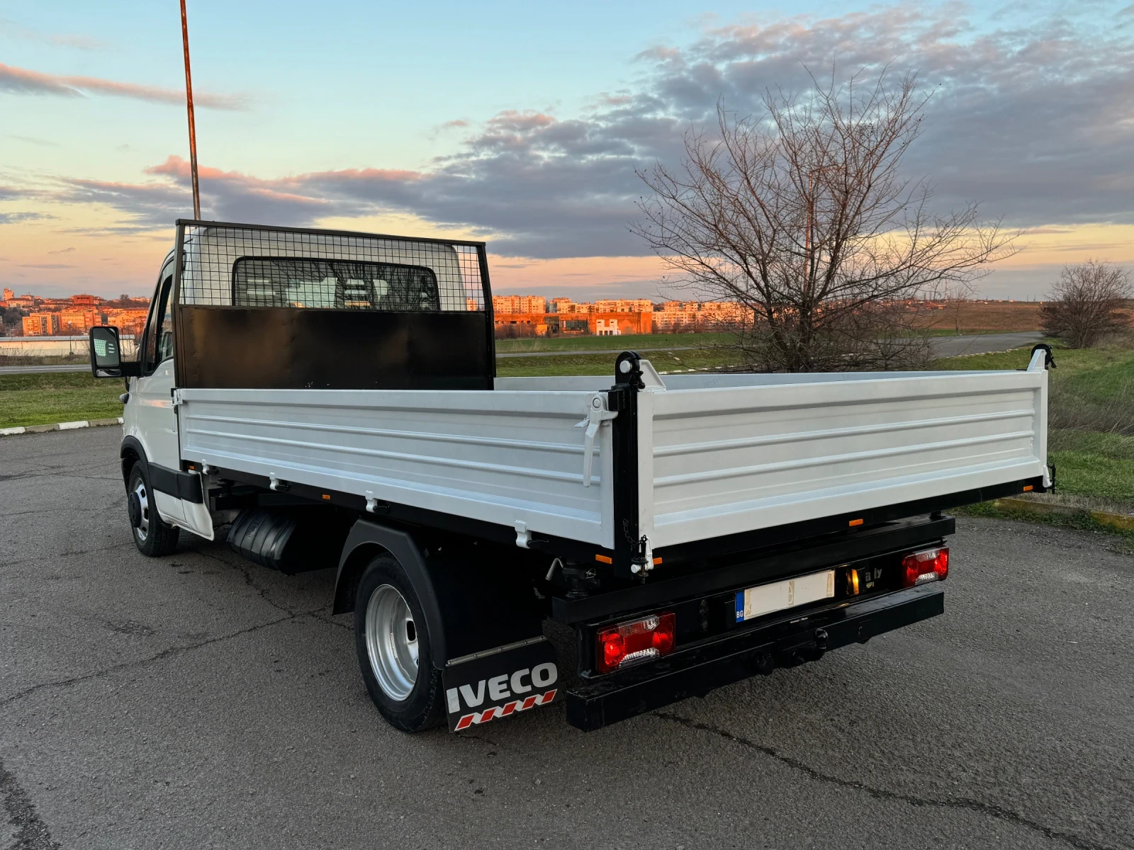 Iveco Daily 35C14 НОВ ВНОС!!! Обслужен!!! , снимка 8 - Бусове и автобуси - 54649049