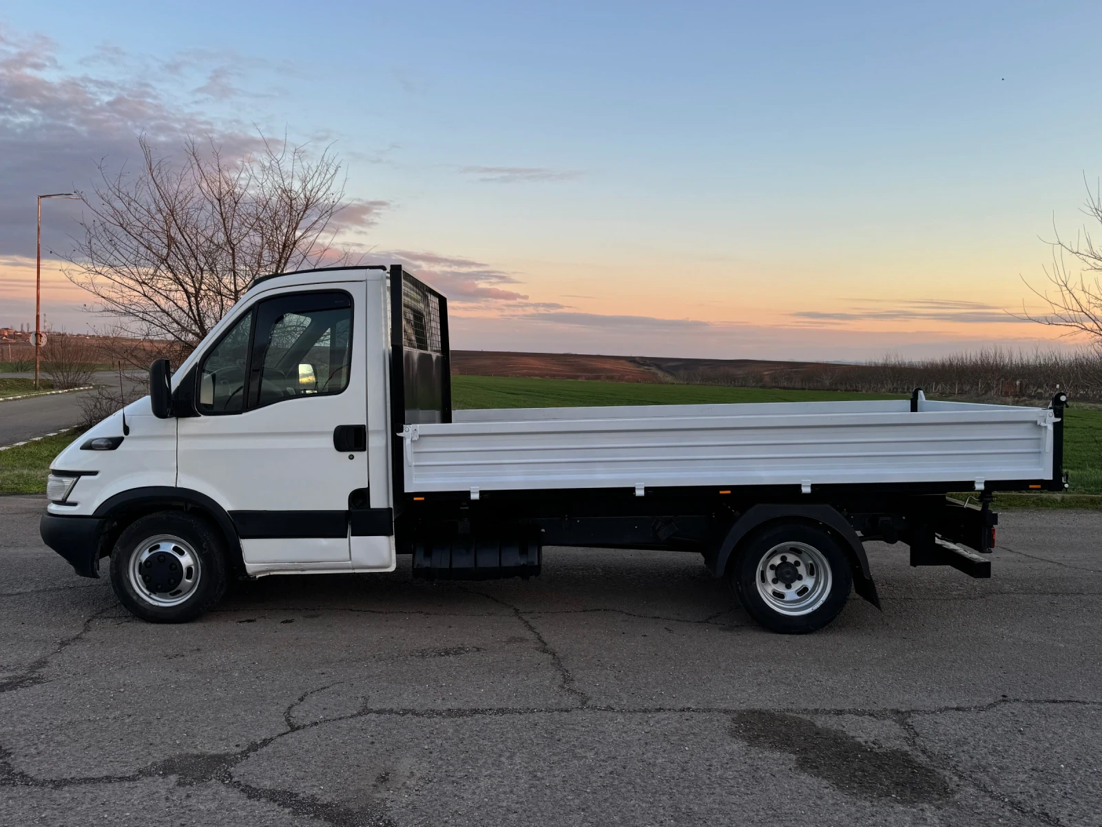 Iveco Daily 35C14 НОВ ВНОС!!! Обслужен!!! , снимка 9 - Бусове и автобуси - 54649049