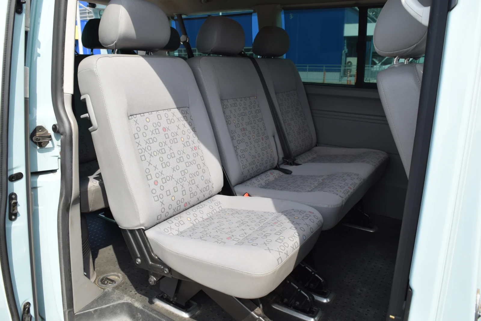 VW Caravelle T5 2.5 TDI, снимка 12 - Бусове и автобуси - 55660042