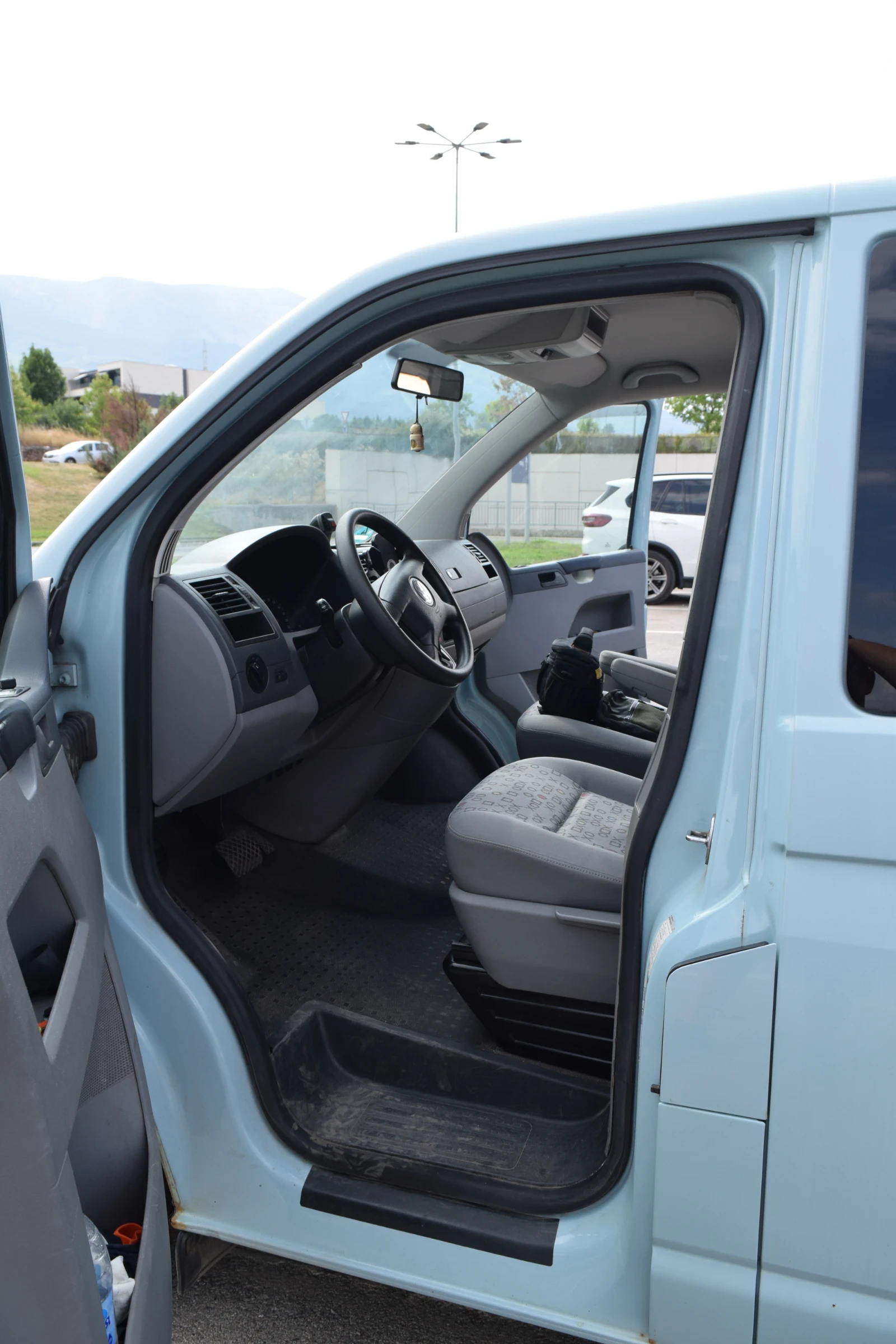 VW Caravelle T5 2.5 TDI, снимка 9 - Бусове и автобуси - 55660042