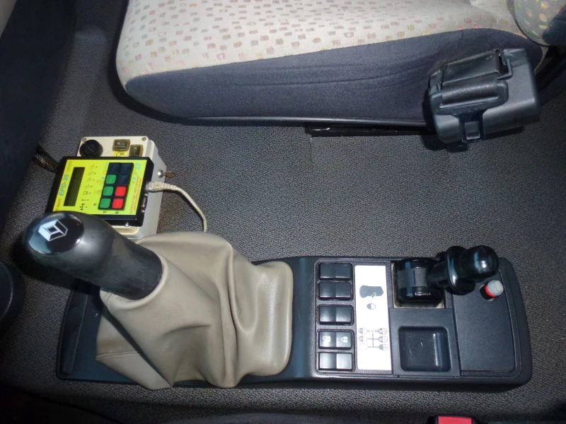 Renault Premium СМЕТОСЪБИРАЧКА, снимка 7 - Камиони - 53036104