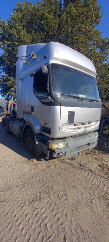 Renault Premium 420 DCI, снимка 2 - Камиони - 34039007