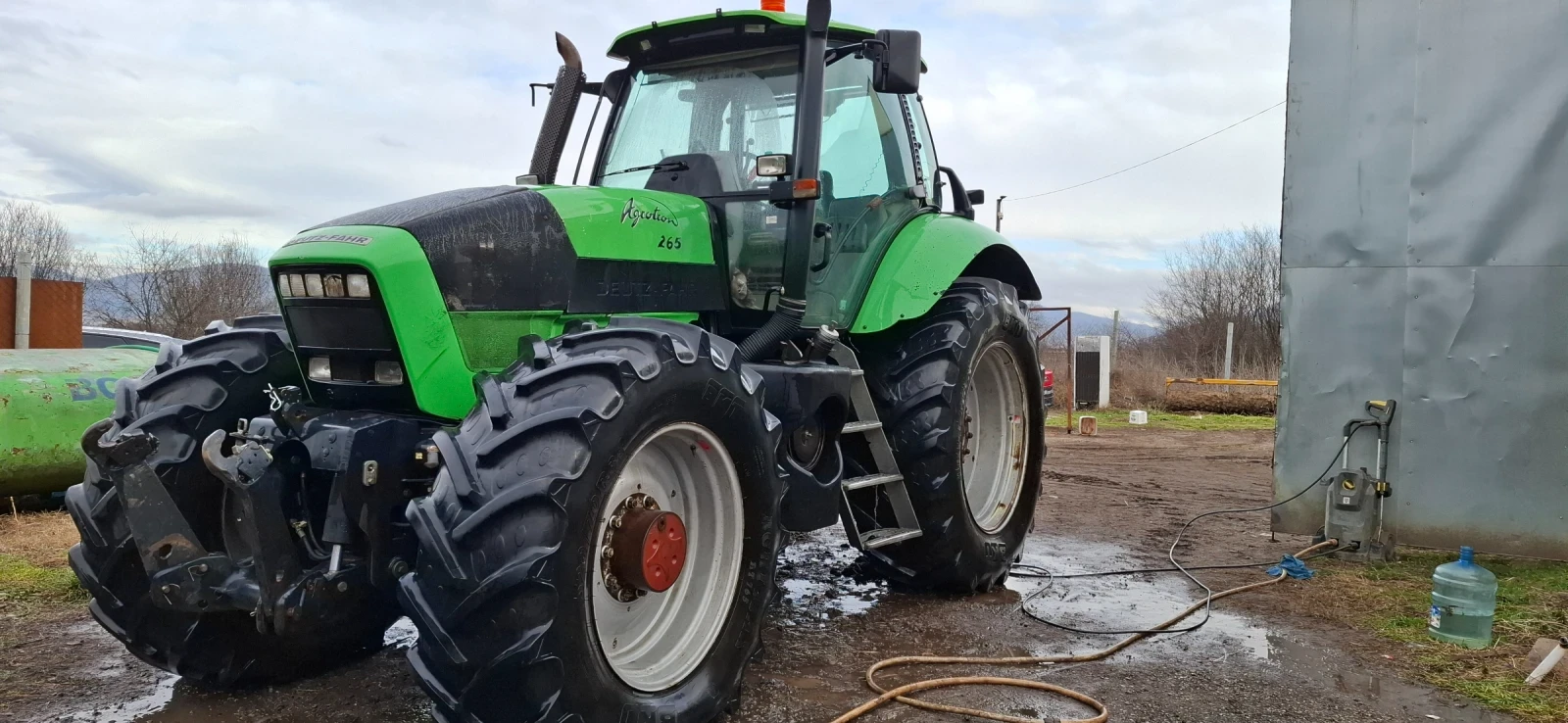Трактор Deutz-Fahr Agrotron 265 - изображение 2