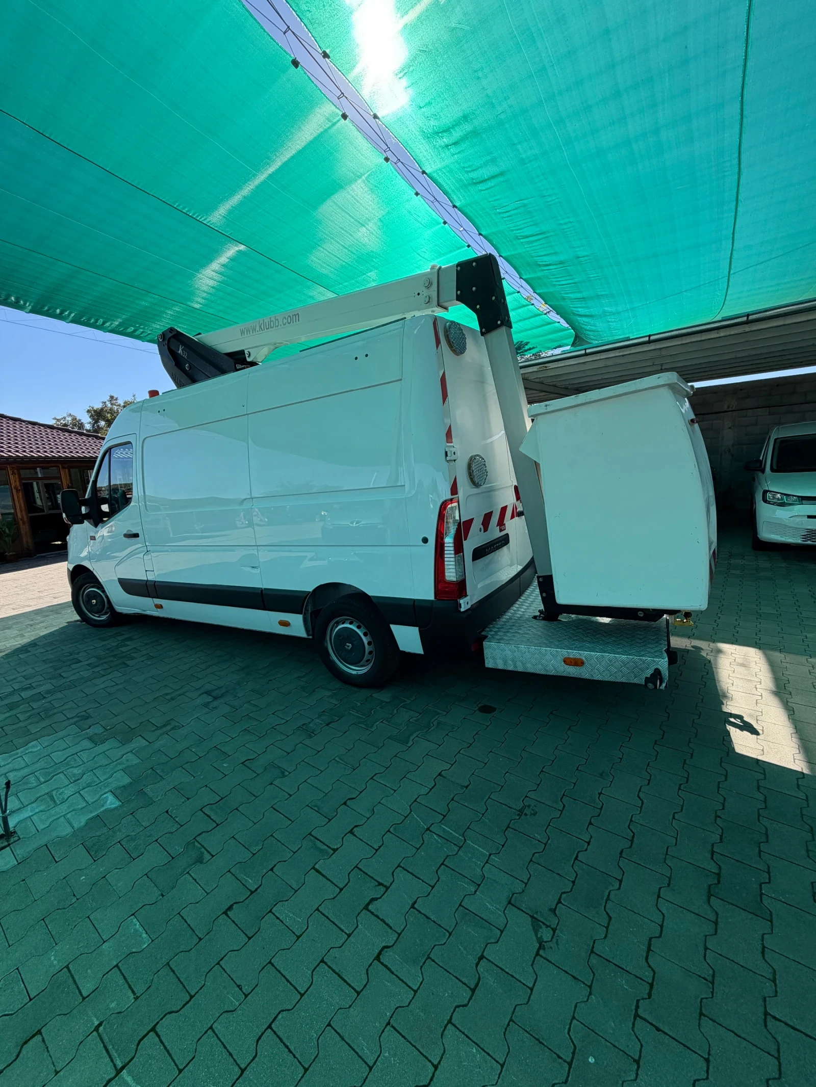 Автовишка Друга марка Renault Master 13 м, снимка 9 - Индустриална техника - 56359652