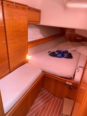 Ветроходна лодка Bavaria 40 Cruiser, снимка 17