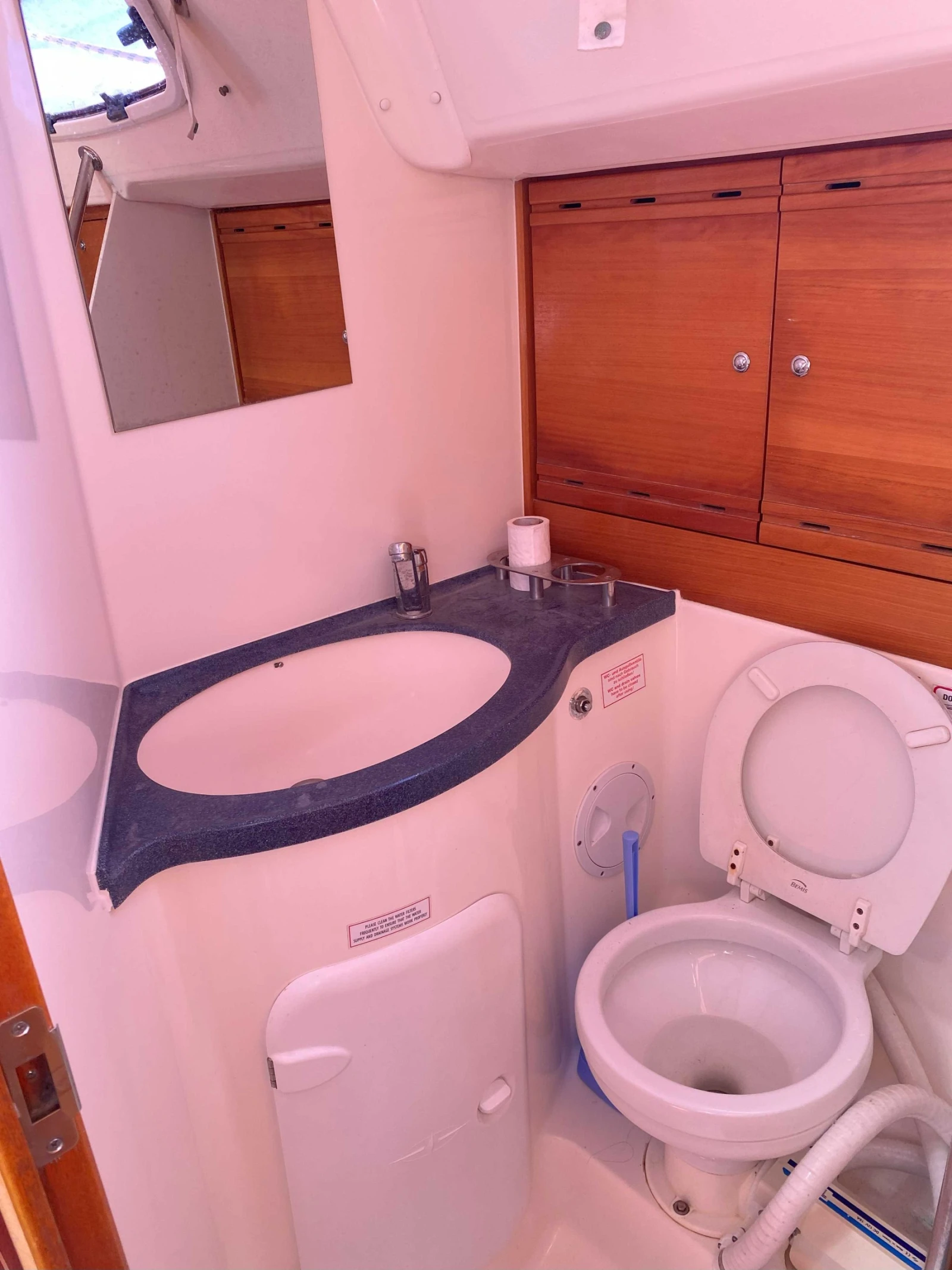   Bavaria 40 Cruiser | Mobile.bg   13