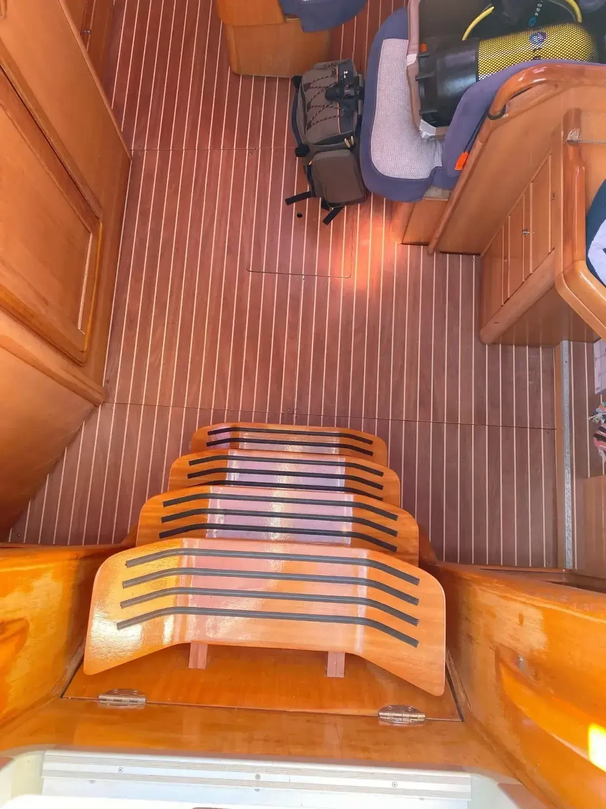   Bavaria 40 Cruiser | Mobile.bg   11