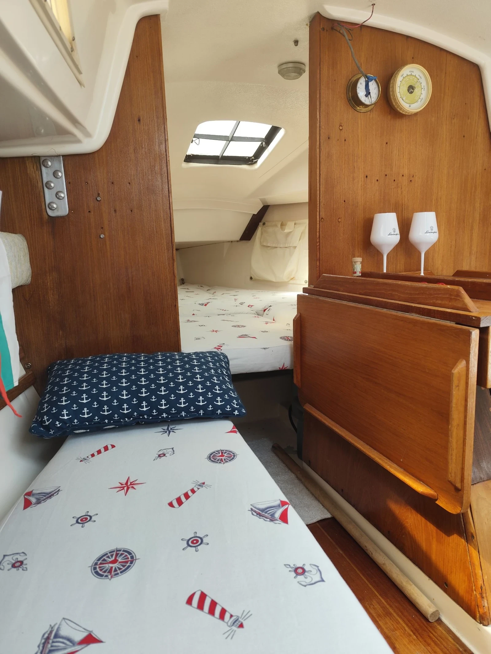 Ветроходна лодка Hunter Hunter 22 - изображение 9
