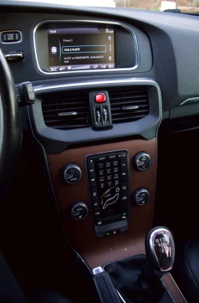 Volvo V40 D2, снимка 12