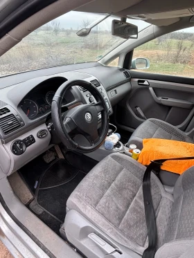 VW Touran 2.0 TDI, снимка 7