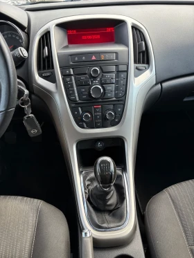 Opel Astra SPORTS TOURER, снимка 12