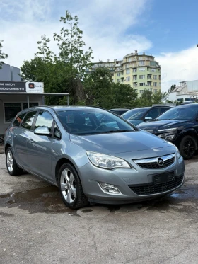 Opel Astra SPORTS TOURER, снимка 2