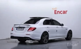 Mercedes-Benz E 63 AMG 4MATIC+ , снимка 4