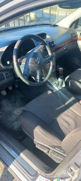 Toyota Avensis, снимка 3