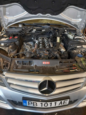 Mercedes-Benz C 200 Германия, биксенон, парктроници, кожа, подгрев!, снимка 17 - Автомобили и джипове - 44335913