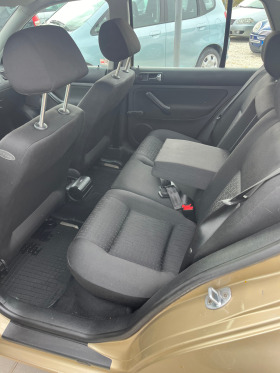 VW Golf 1.9* Климатик* Нов внос* , снимка 10 - Автомобили и джипове - 45316521